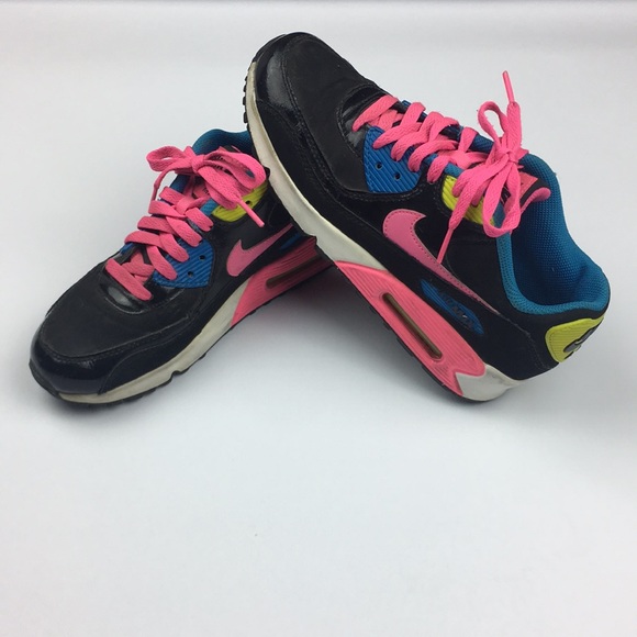 neon color nike air max